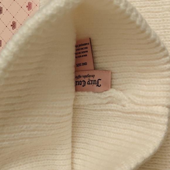 Juicy Couture Beanie & Scarf Set - Picture 3 of 7